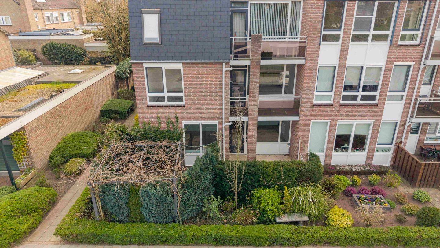 Foto 25 van Industriestraat 106