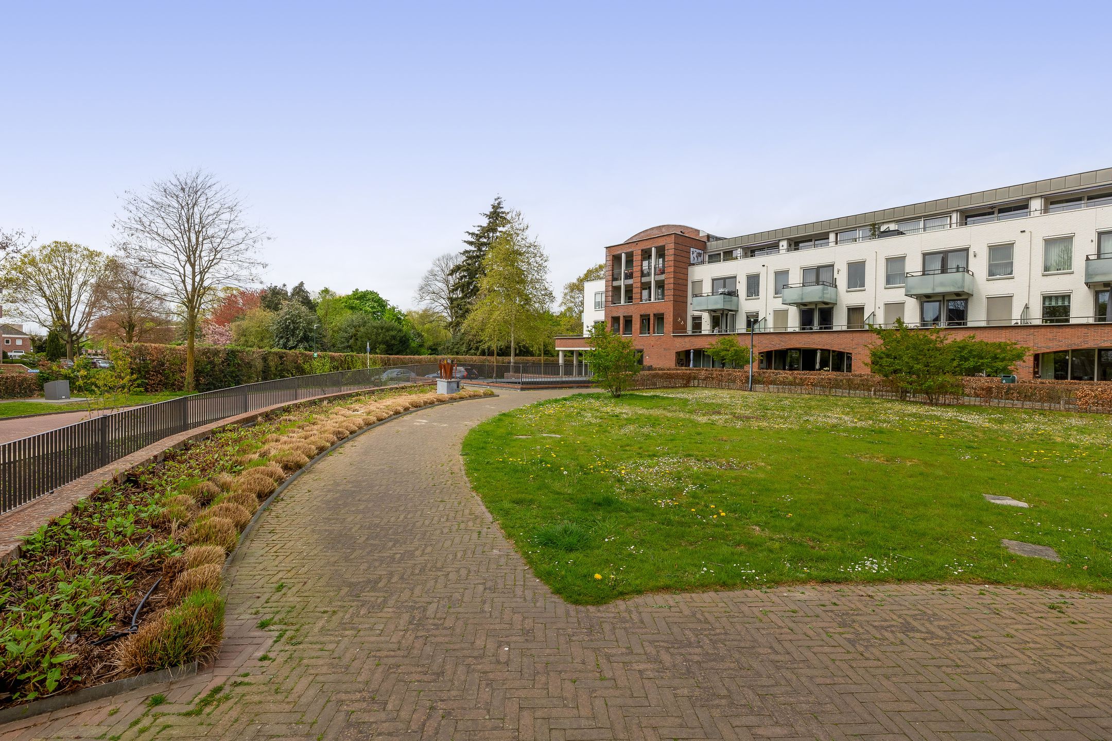 Photo 33 of Lochtenburg 15