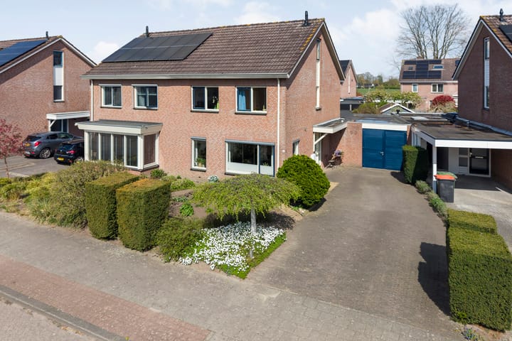 Photo 4 of Reiger 90