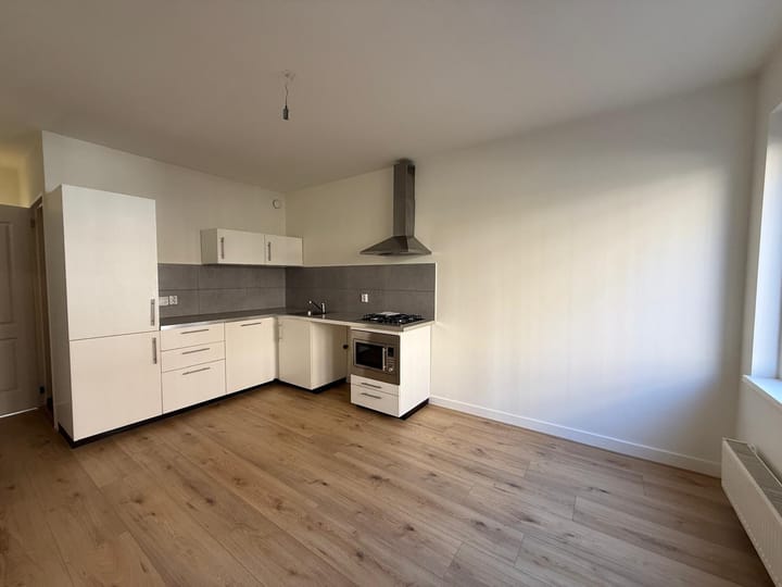 Foto 3 van Bartholomeus Diazstraat 21-H