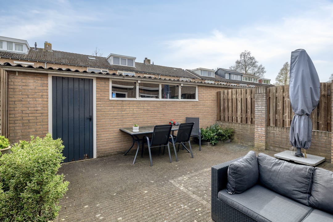 Move-in Ready Family Home with South-Facing Garden in Quiet Waalwijk Neighborhood — 23