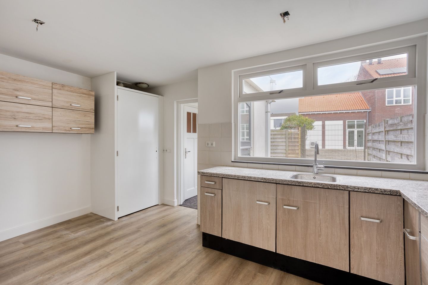 Foto 10 van Maarten Harpertszoon Trompstraat 11