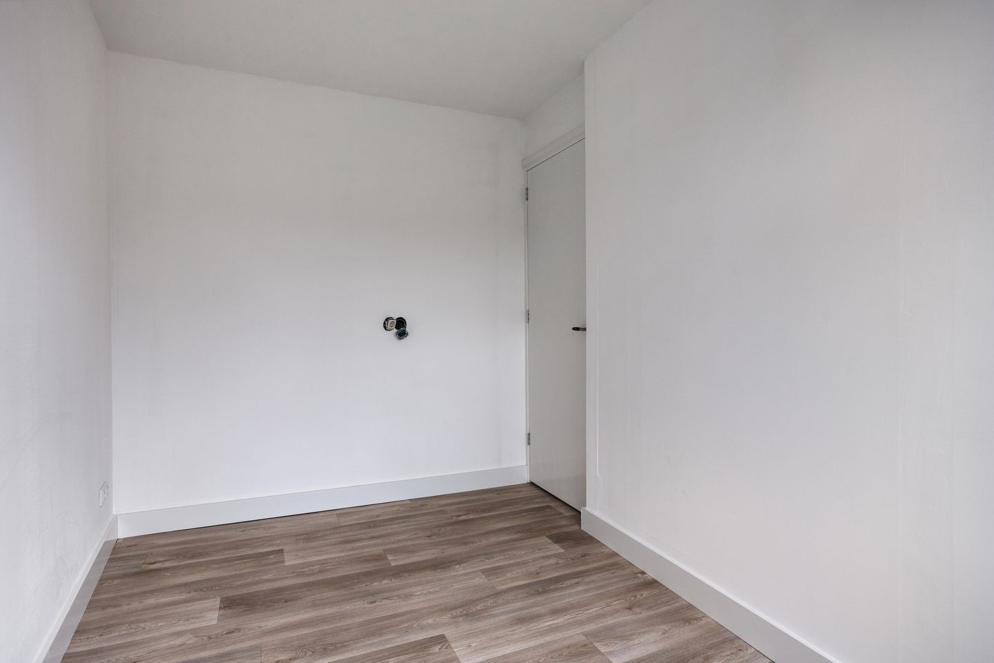 Foto 20 van Maarten Harpertszoon Trompstraat 11