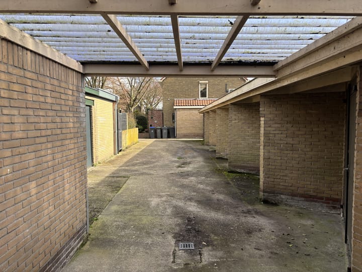 Photo 3 of W.C. Bradelaan 29 G9