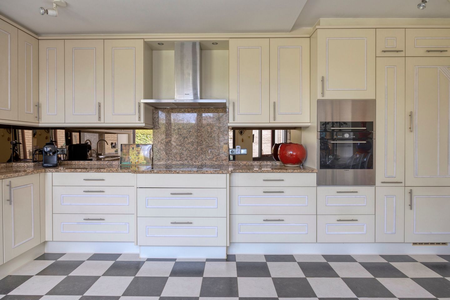 Foto 19 van Lobroec 44