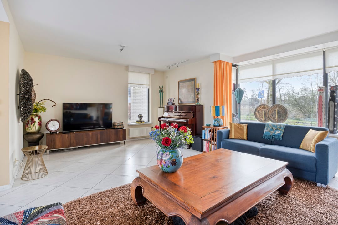 Foto 11 van Lobroec 44