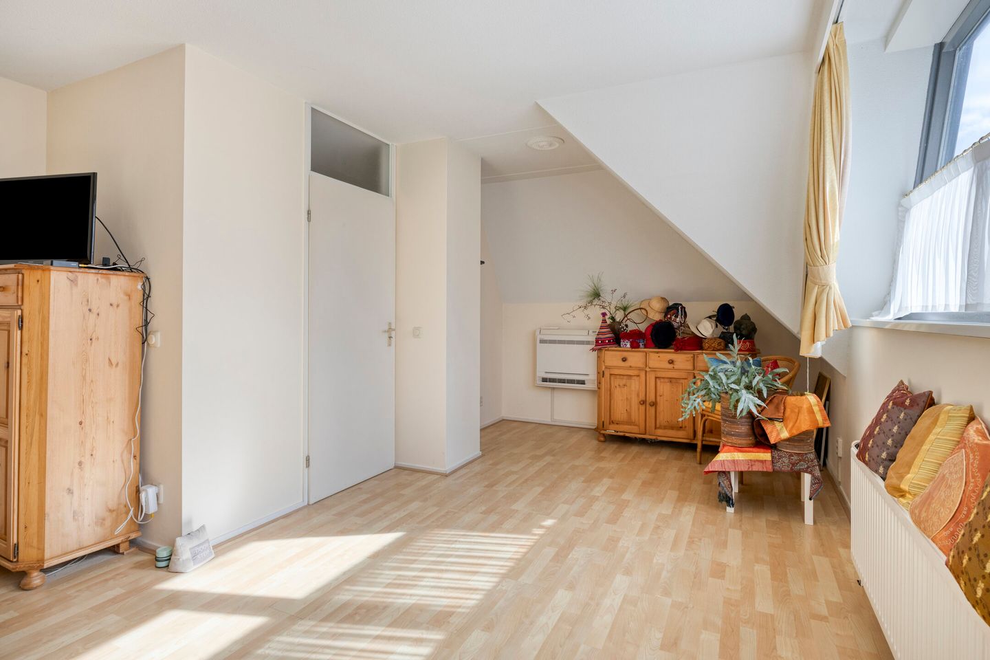 Foto 29 van Lobroec 44