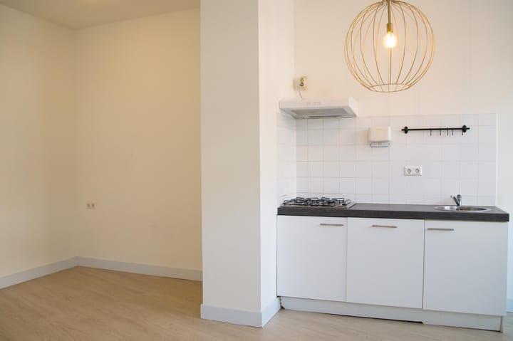 Foto 5 van Sweder van Zuylenweg 1-A