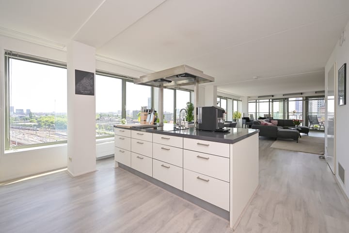 Appartement te koop: Prins Willem-Alexanderweg 249, 'S-Gravenhage