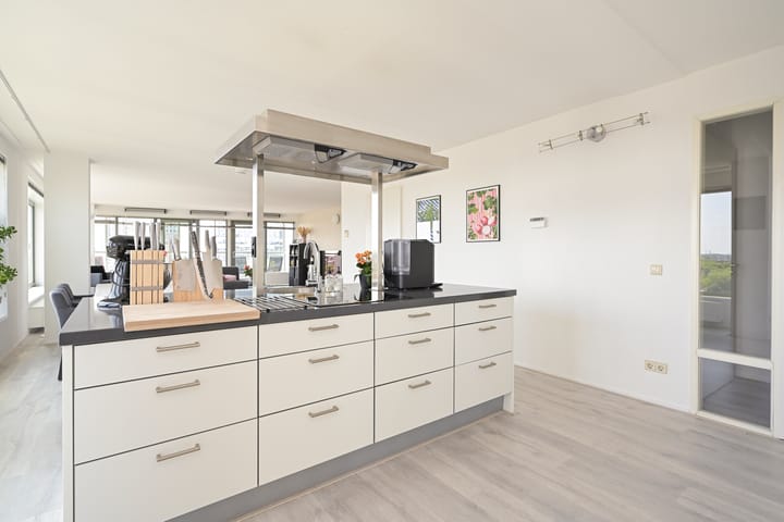Appartement te koop: Prins Willem-Alexanderweg 249, 'S-Gravenhage