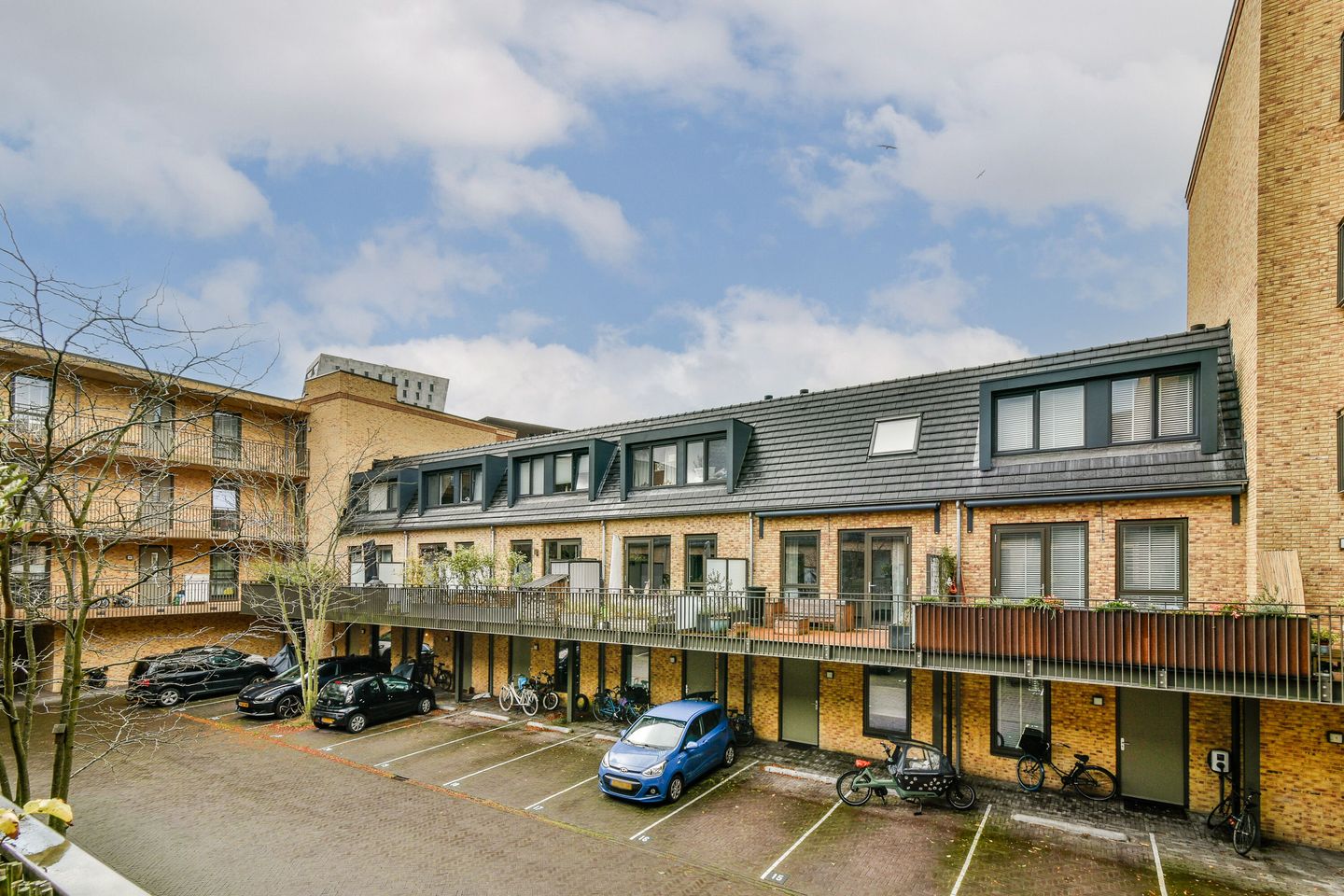 Photo 10 of Meimorgenstraat 41
