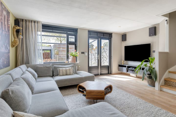 Photo 2 of Nassau Bolwerk 17