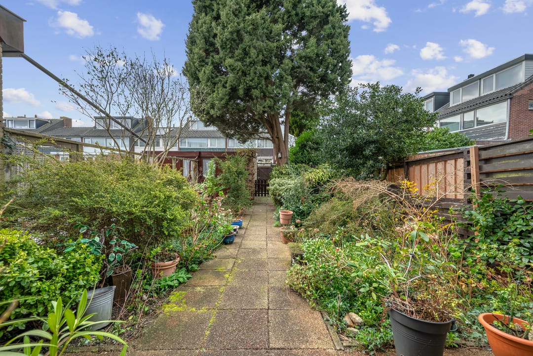 Foto 17 van Professor Eijkmanlaan 54