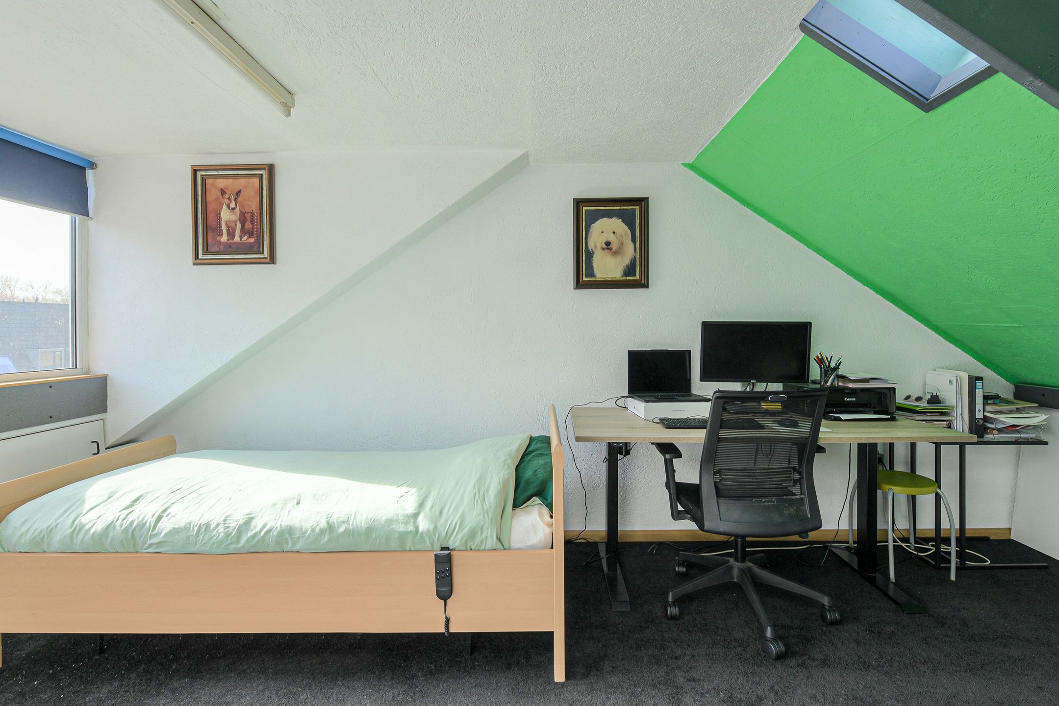 Extended terraced house with carport in Schildersbuurt — 33