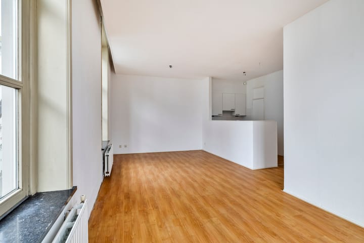 Photo 3 of Catharinastraat 21-B