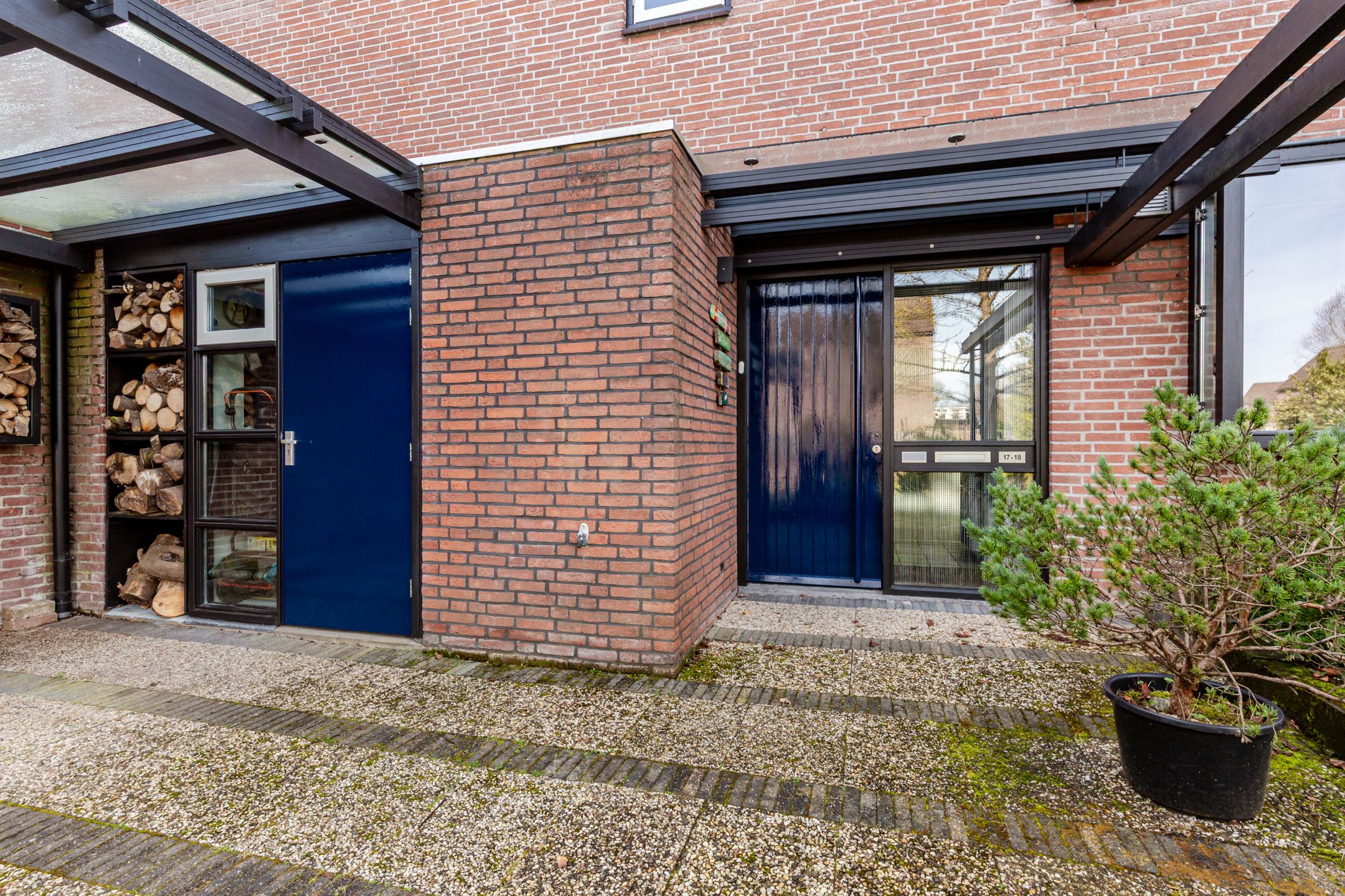 Foto 6 van Rozengaard 17 18