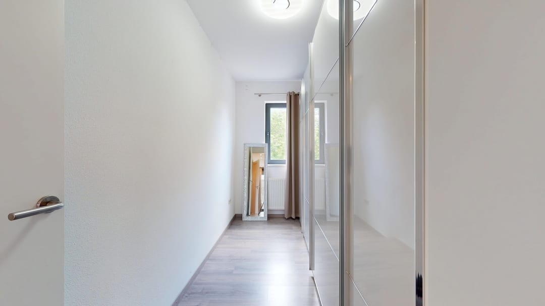 Spacious Semi-Detached Home with Ground Floor Bedroom and Office Space — 31