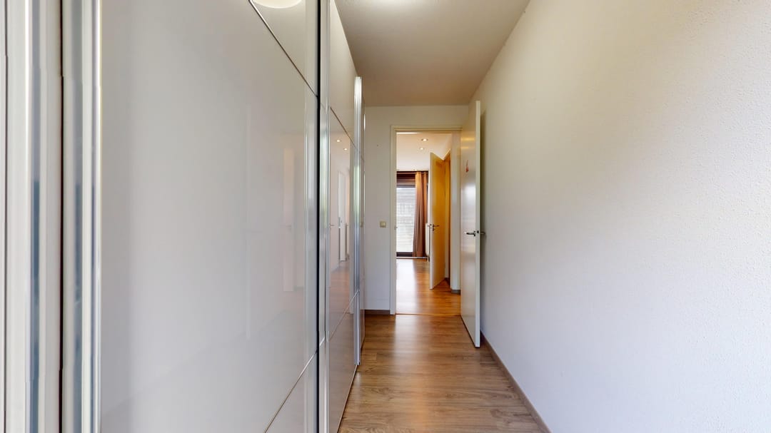 Spacious Semi-Detached Home with Ground Floor Bedroom and Office Space — 32