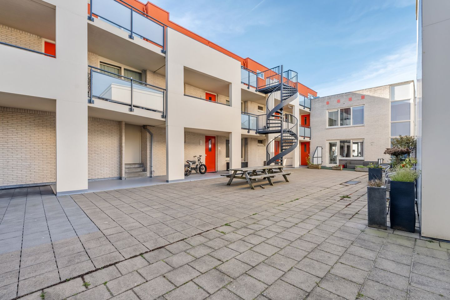 Foto 20 van Swaluëstraat 23-C