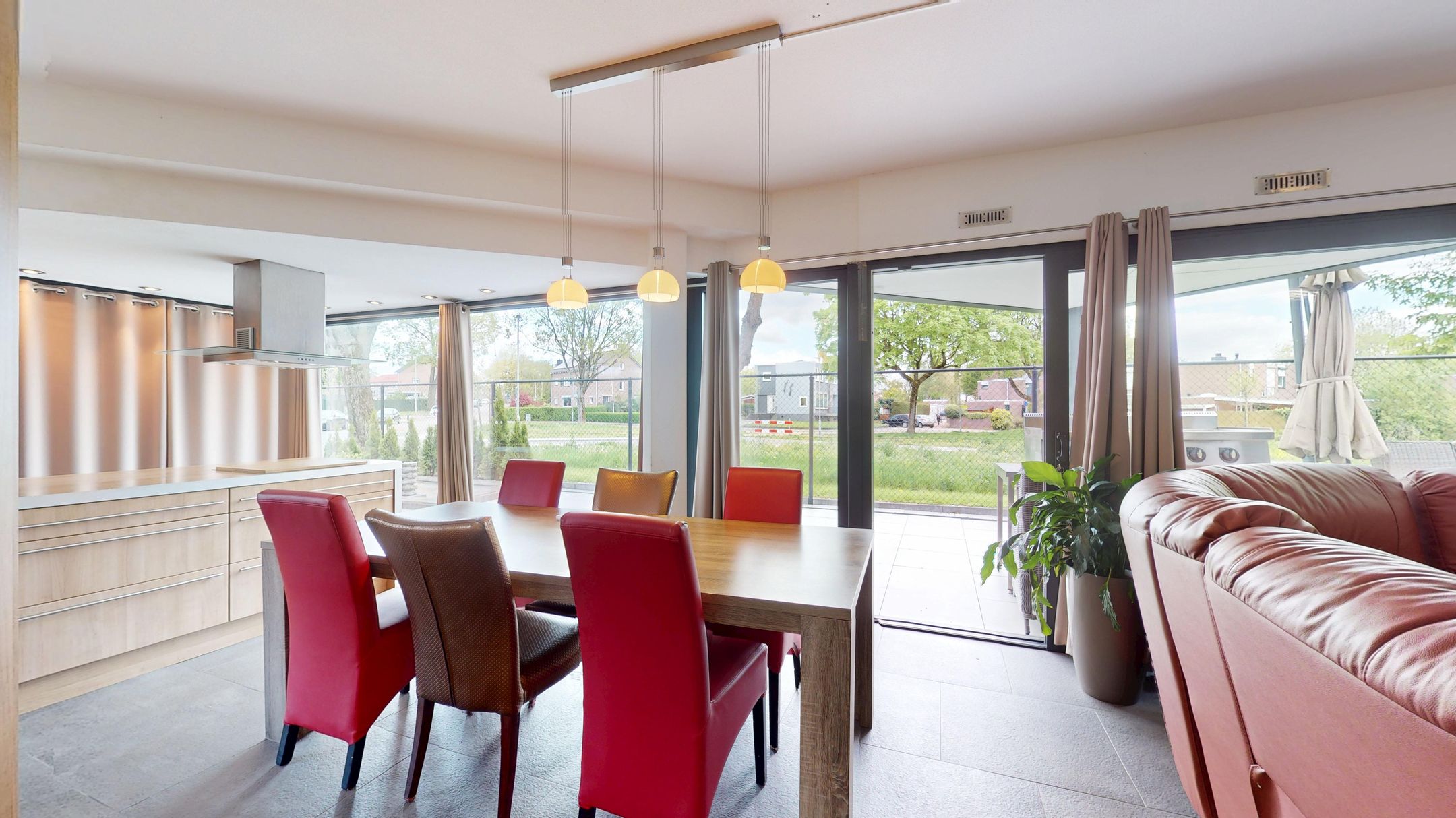 Spacious Semi-Detached Home with Ground Floor Bedroom and Office Space — 12