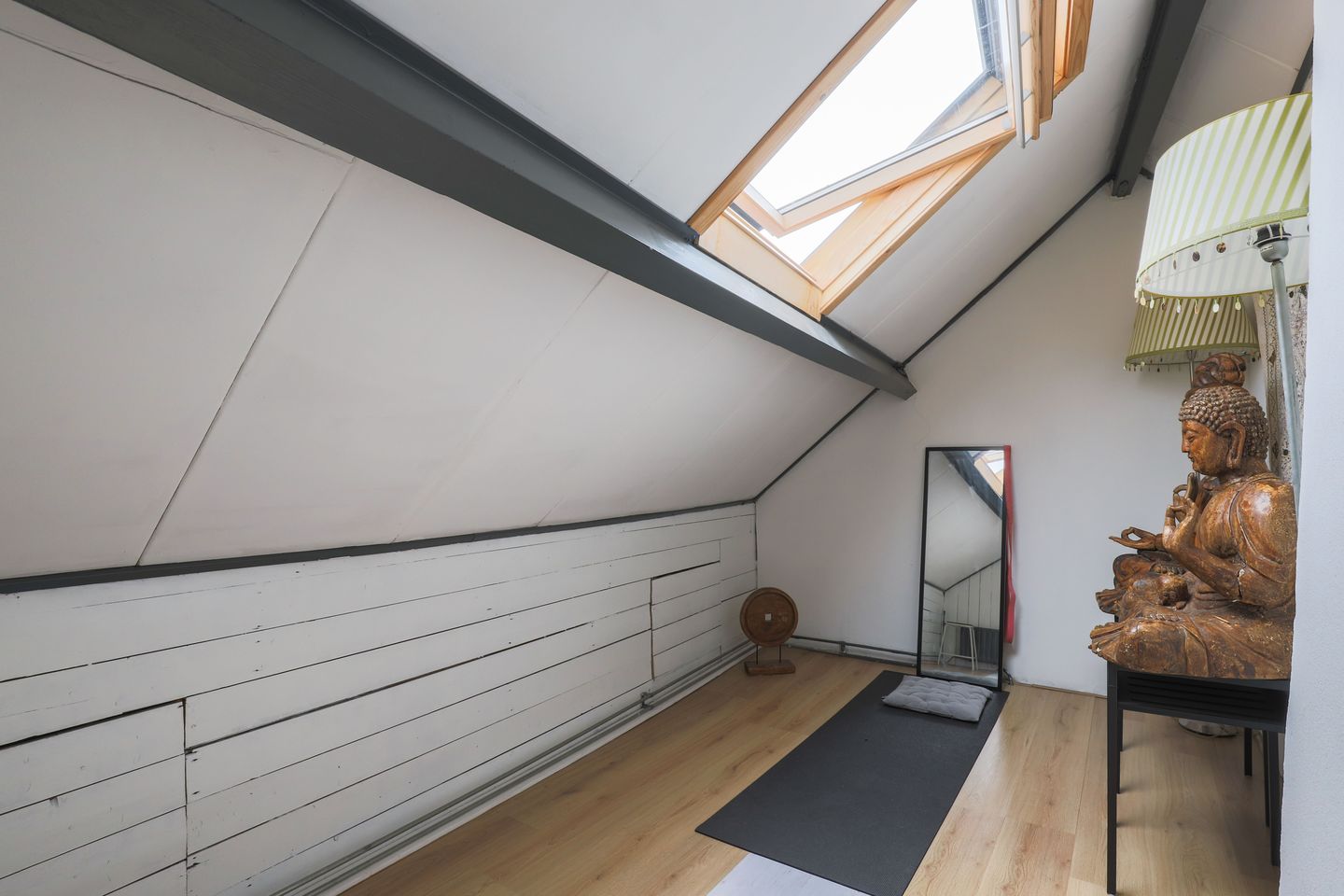 Spacious end-terrace home with seven bedrooms on the Ring in Ouwerkerk — 20