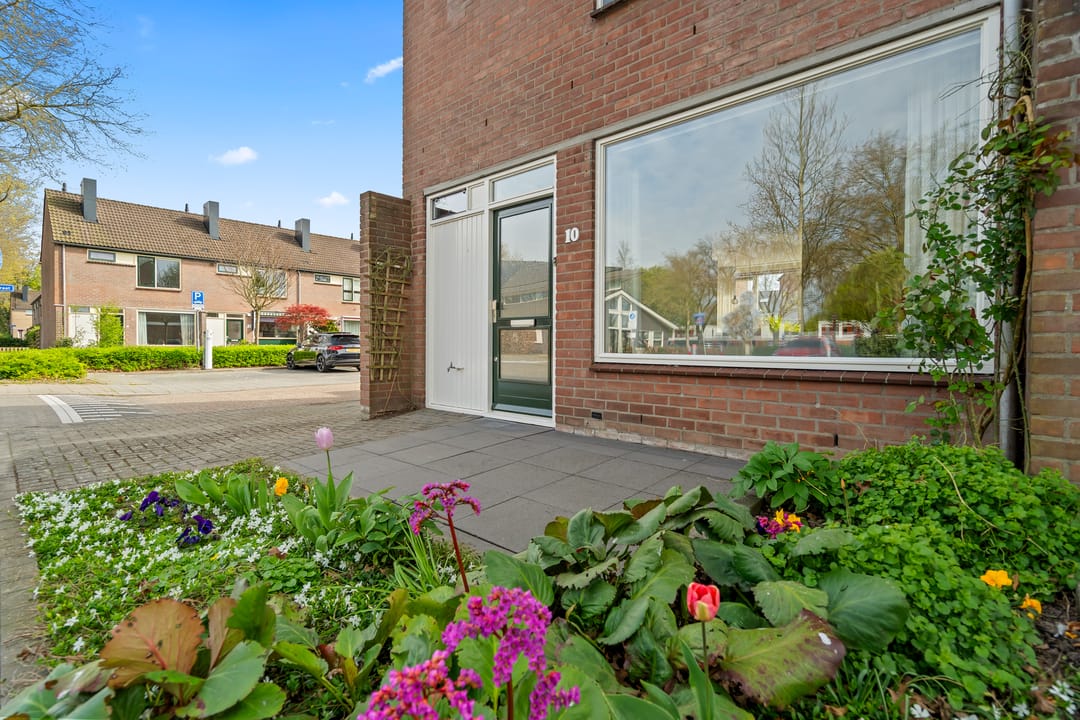 Photo 43 of Lupinestraat 10