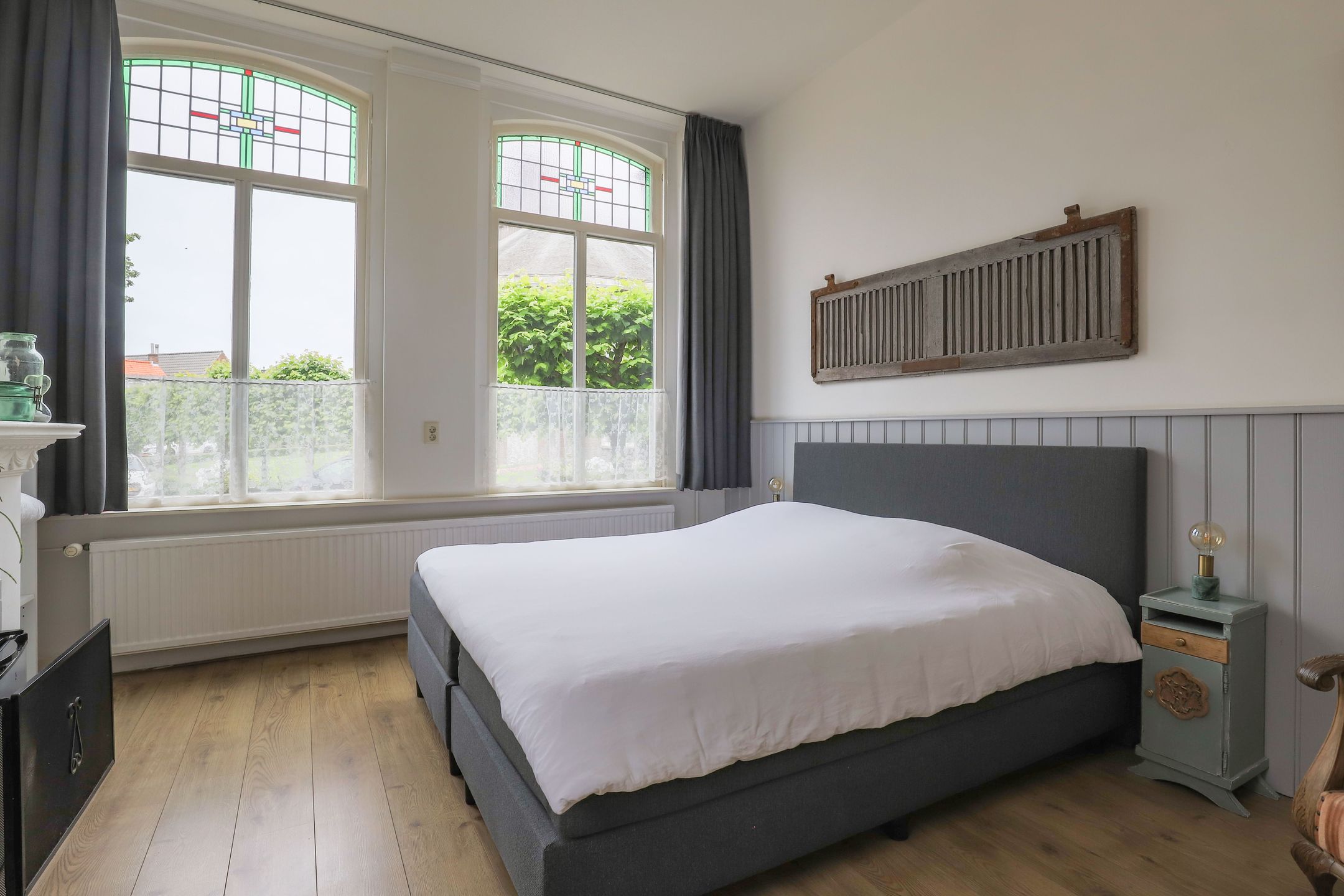 Spacious end-terrace home with seven bedrooms on the Ring in Ouwerkerk — 15