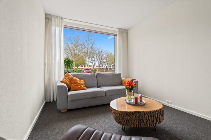 Photo 4 of Lupinestraat 10