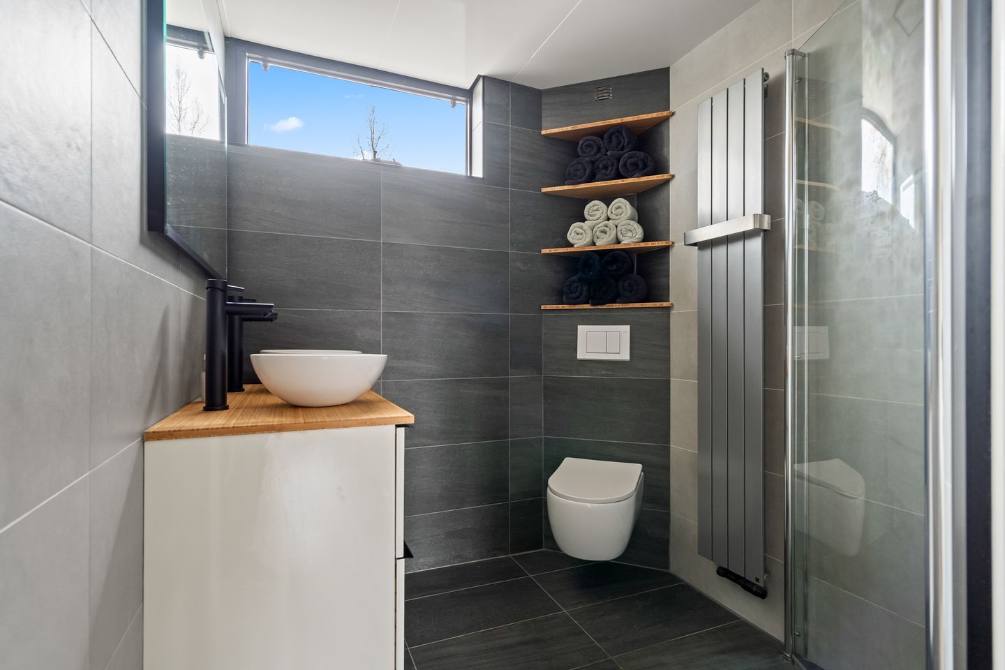 Photo 34 of Lupinestraat 10