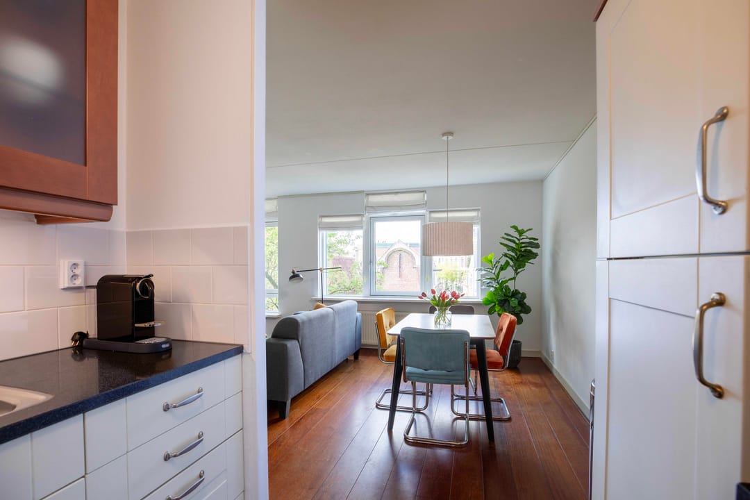 Photo 11 of Lange Margarethastraat 21