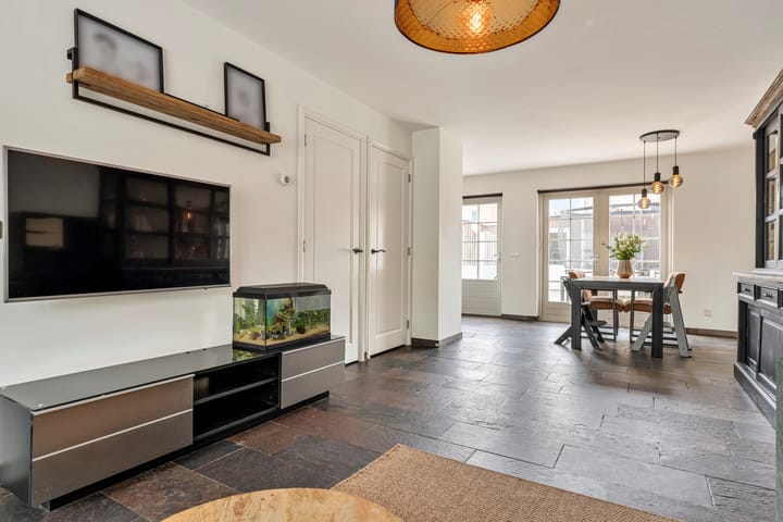 Photo 4 of Zilverschoon 22