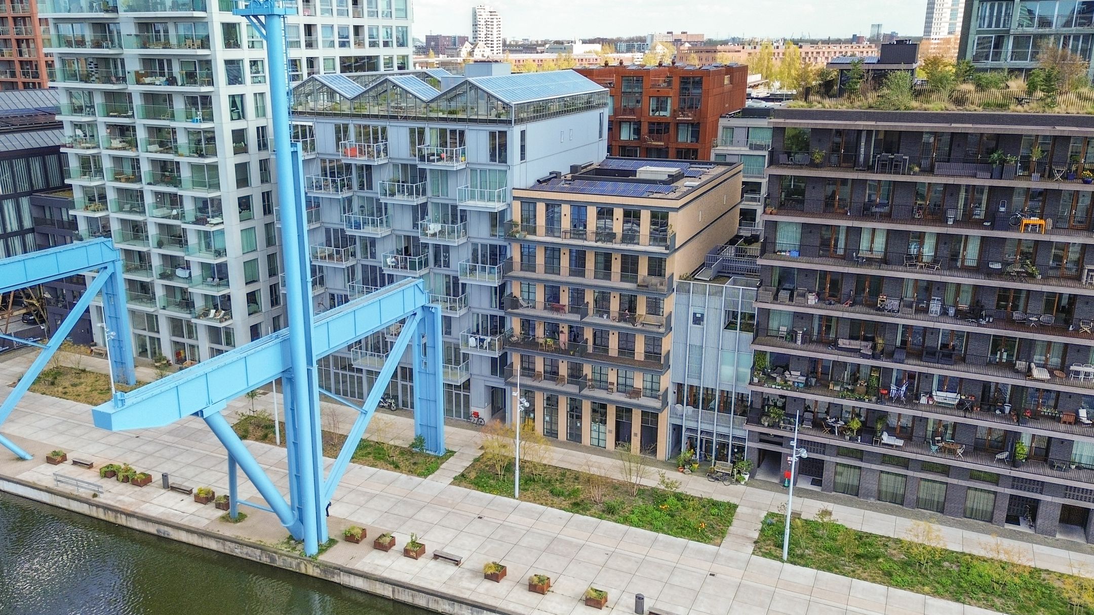 Foto 39 van VOC-kade 132