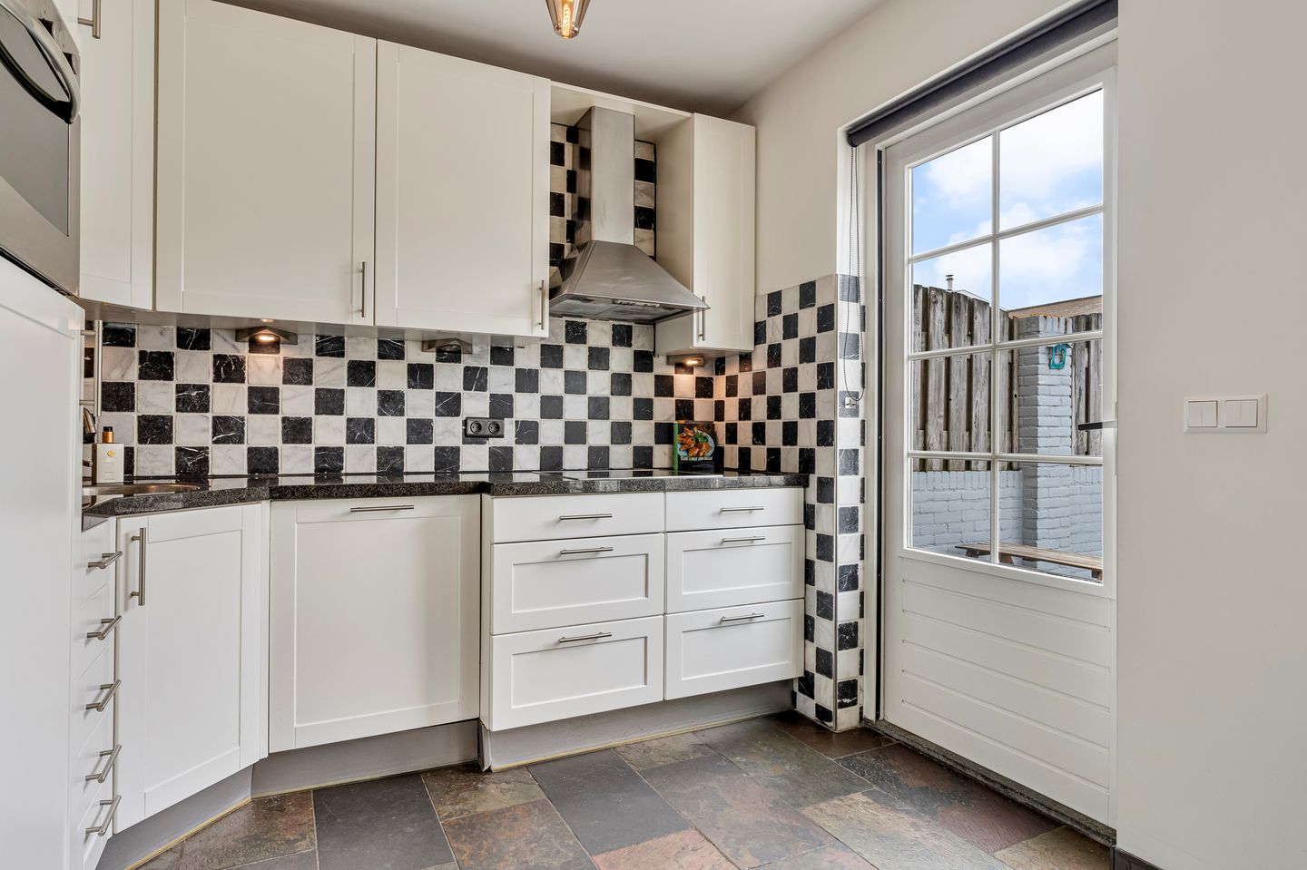 Photo 10 of Zilverschoon 22