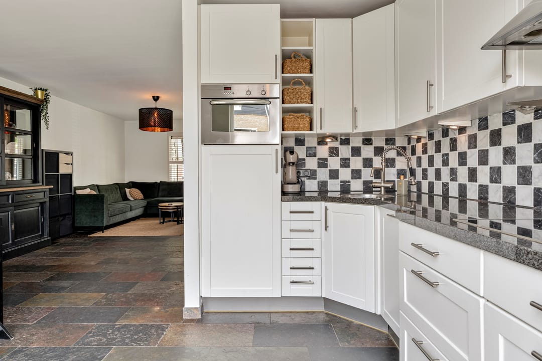 Photo 11 of Zilverschoon 22