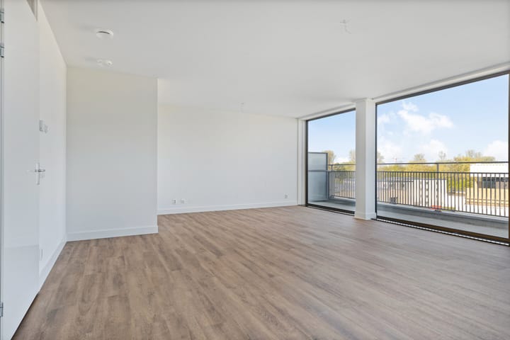 Photo 5 of J.H. Hisgenpad 914