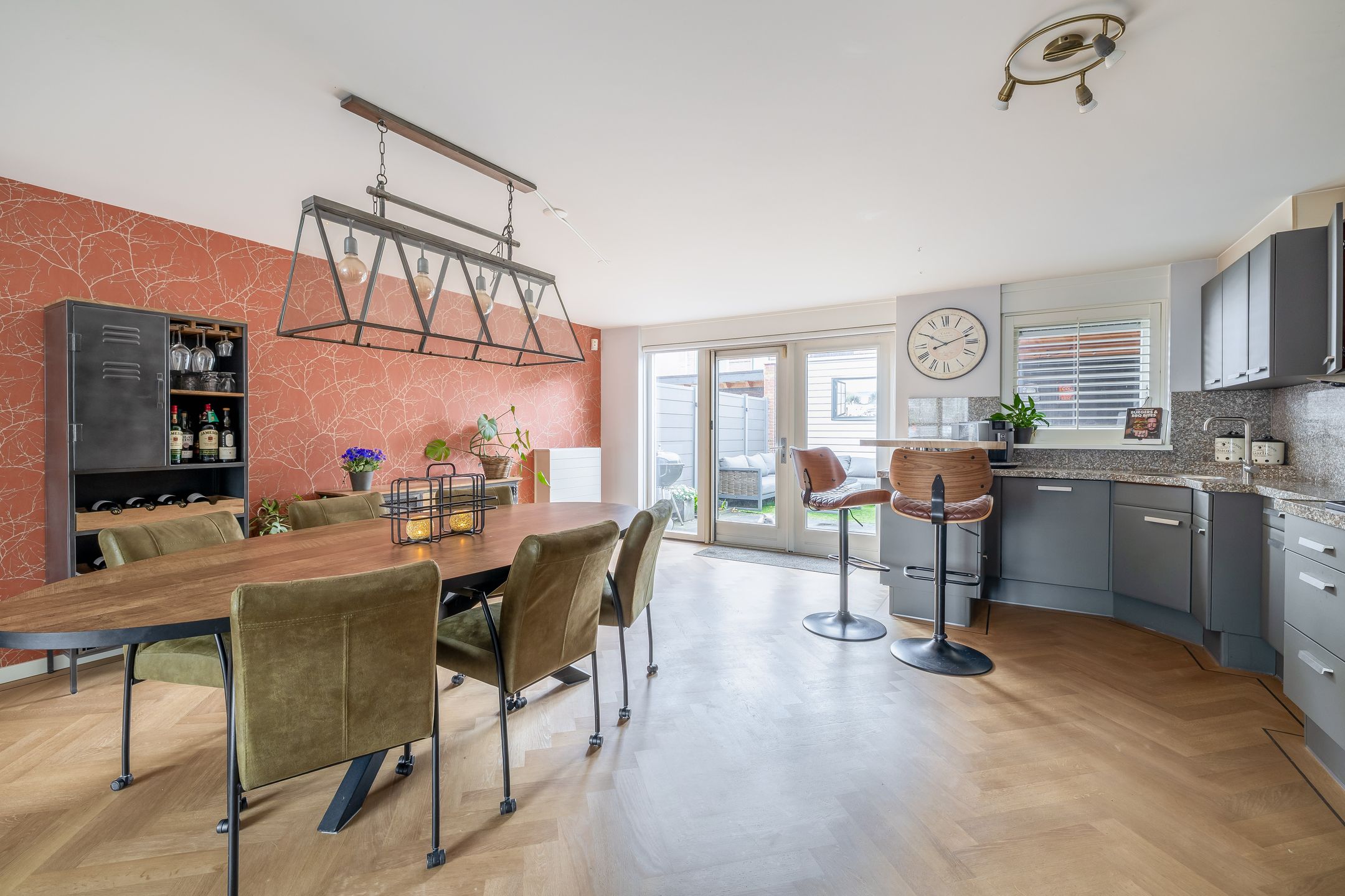 Foto 3 van Julianastraat 158