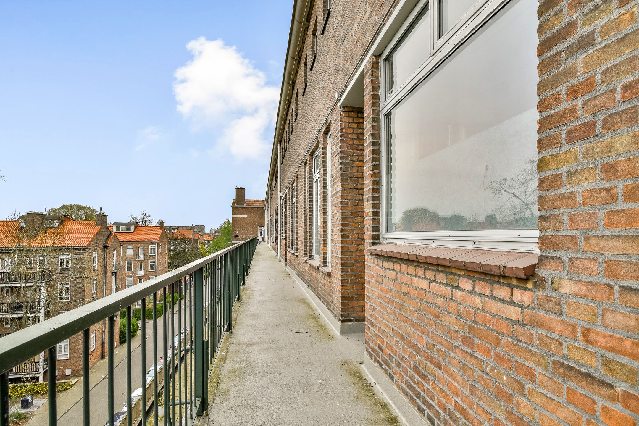 Foto 6 van Herman Robbersstraat 84-E