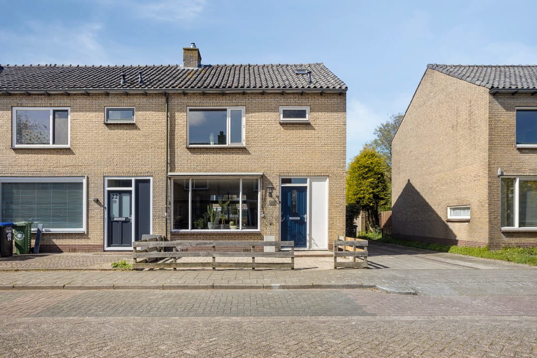 Foto 1 van Brederodestraat 24