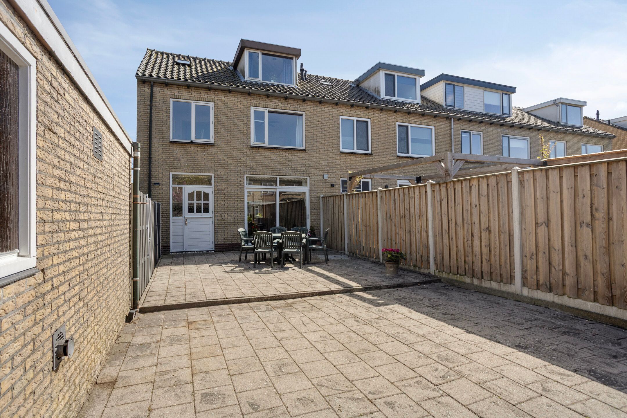 Foto 36 van Brederodestraat 24