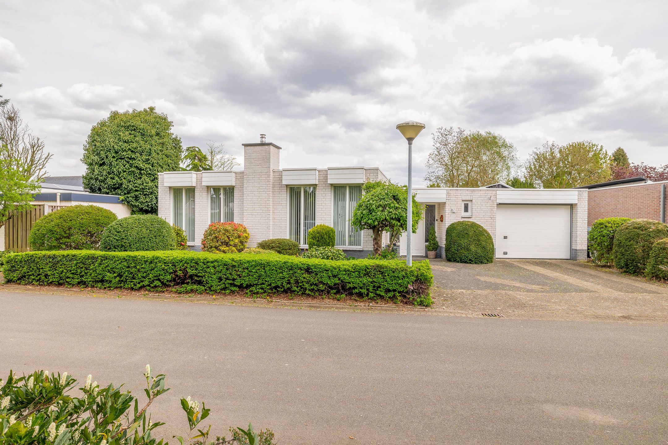 Foto 42 van Simon van Hapertlaan 16