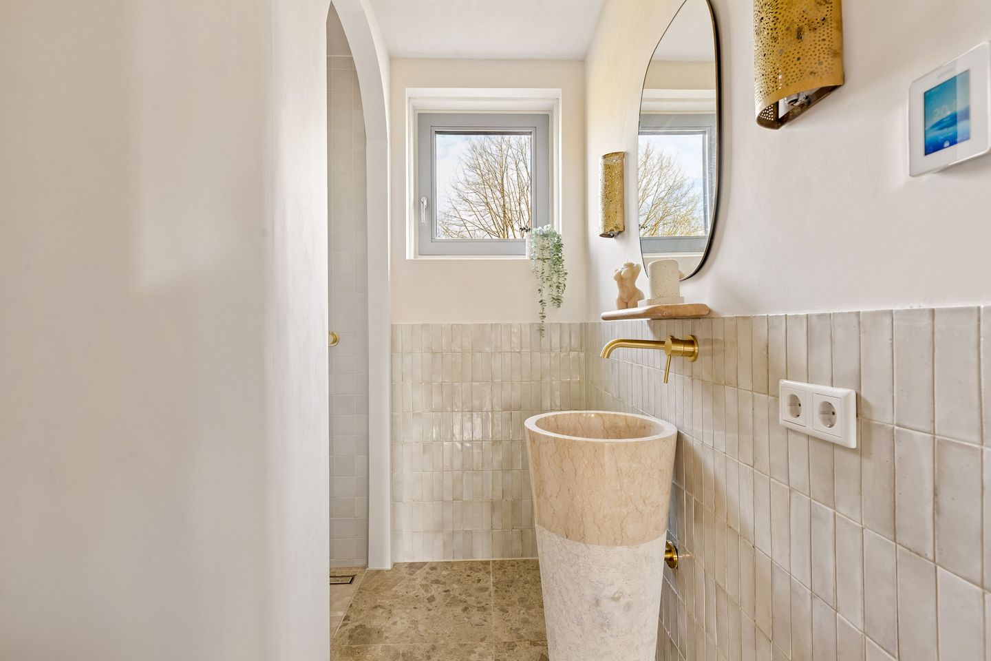 Photo 29 of De Veste 12 72