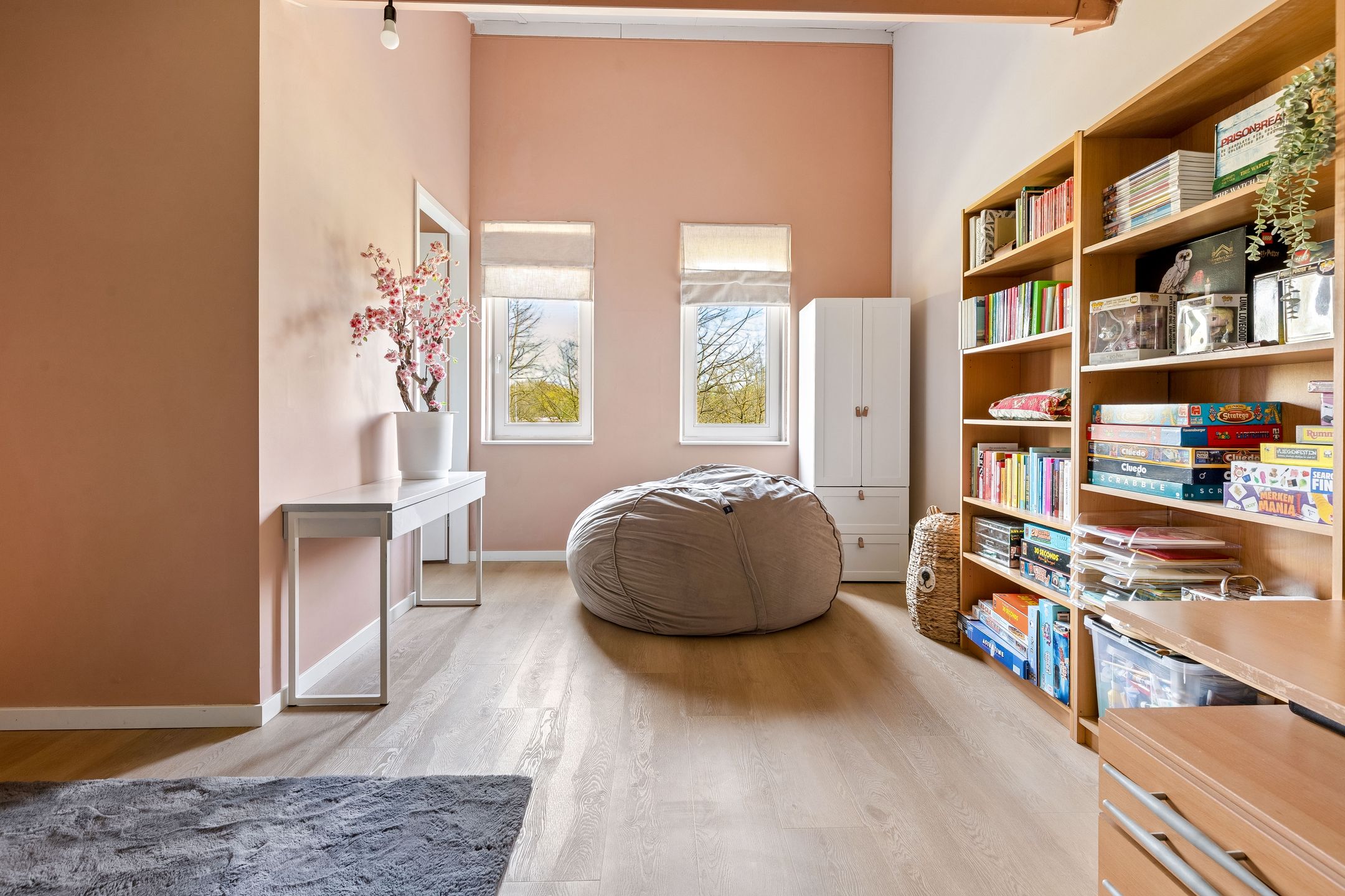 Photo 36 of De Veste 12 72