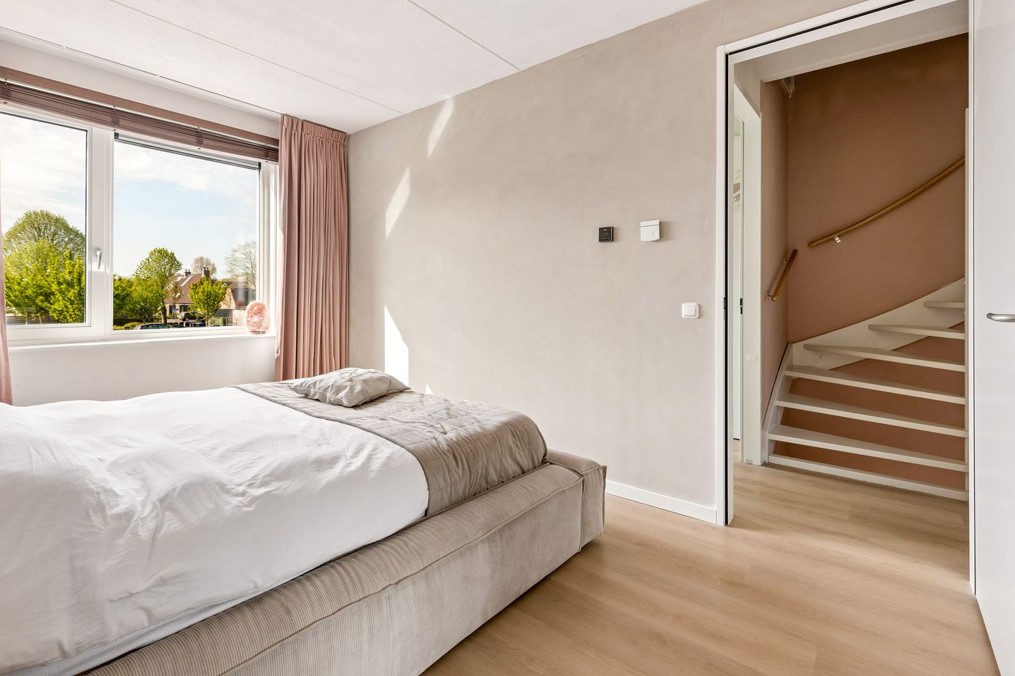 Photo 25 of De Veste 12 72