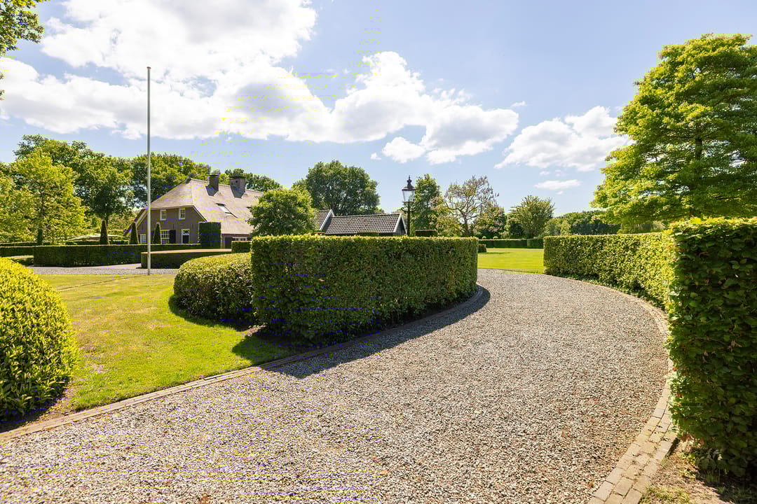 Photo 2 of Molenweg 28