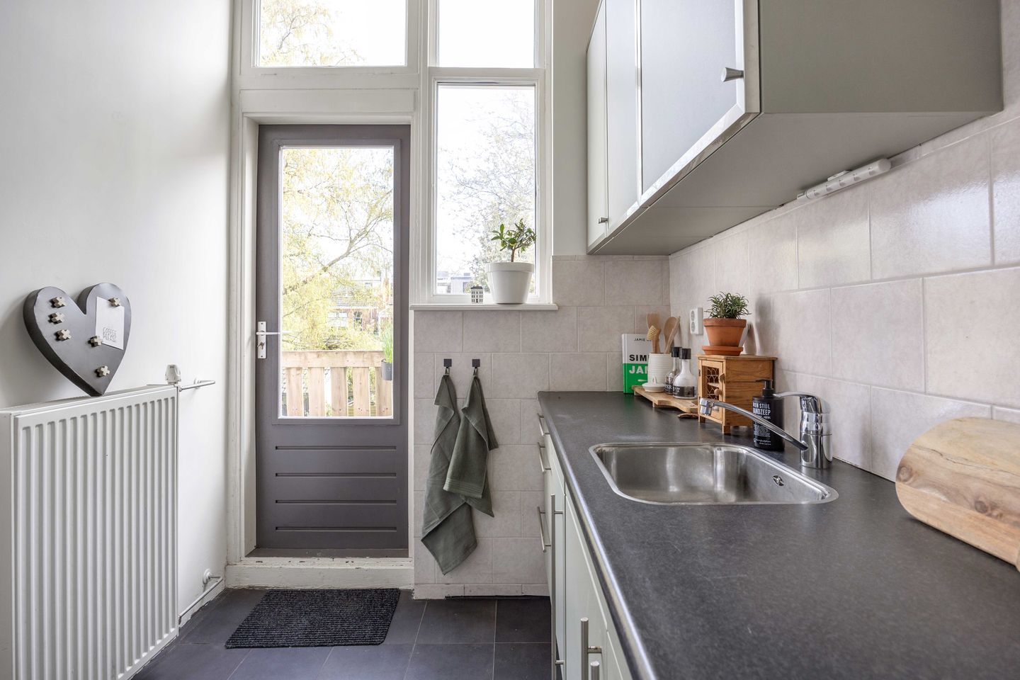 Foto 5 van Riouwstraat 11-A