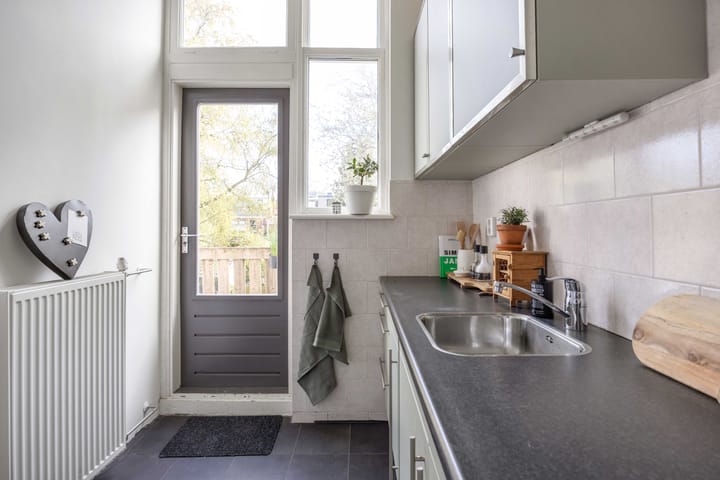 Foto 5 van Riouwstraat 11-A