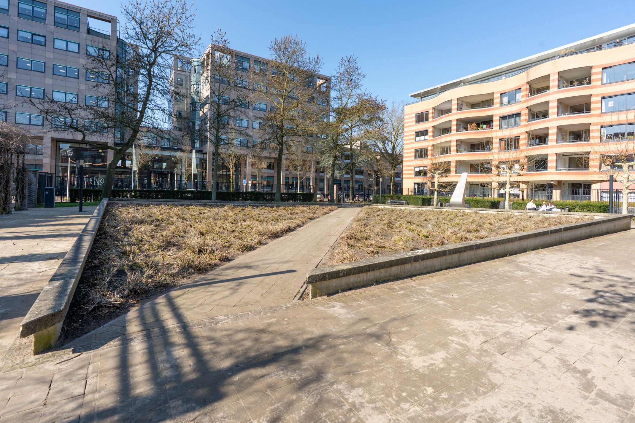 Foto 33 van Henriëtte Roland Holststraat 74