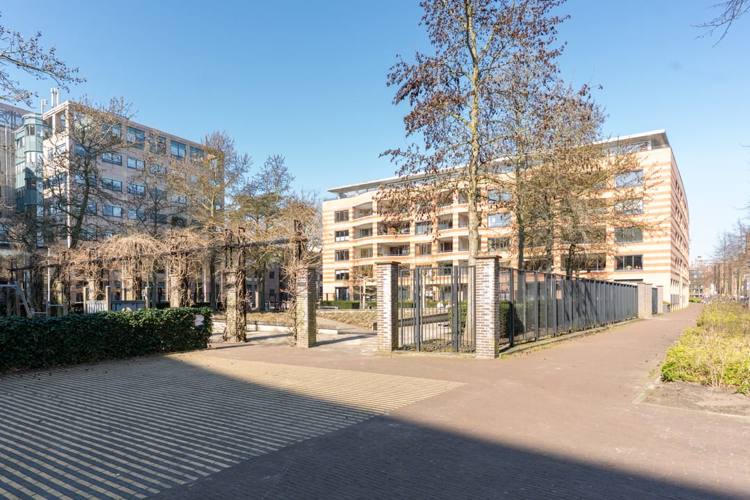 Foto 32 van Henriëtte Roland Holststraat 74