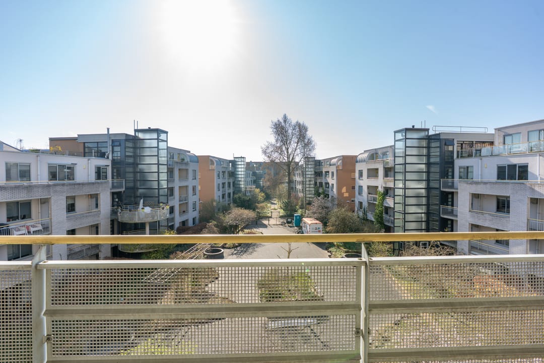 Foto 16 van Henriëtte Roland Holststraat 74