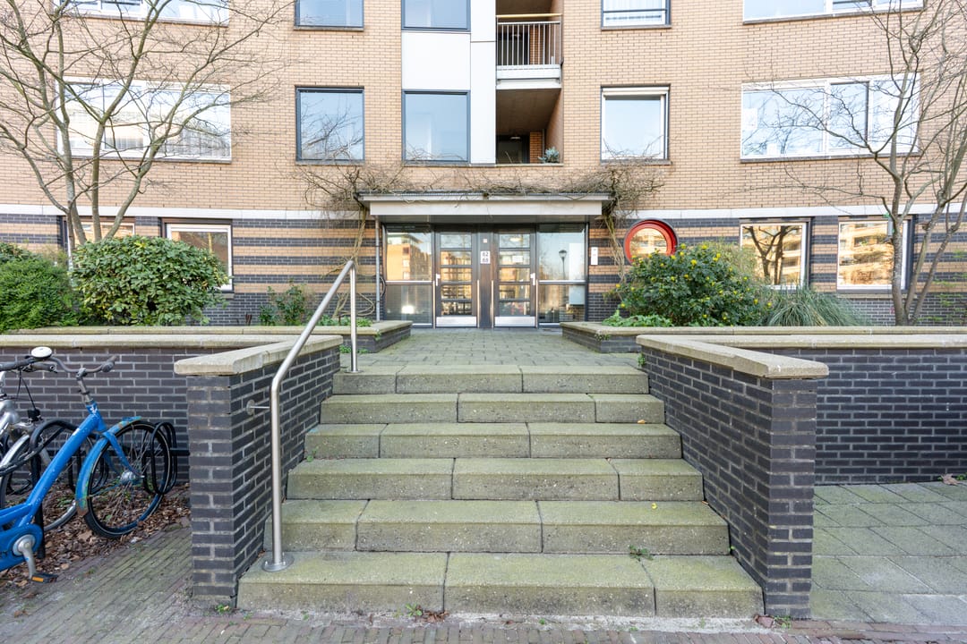 Foto 2 van Henriëtte Roland Holststraat 74